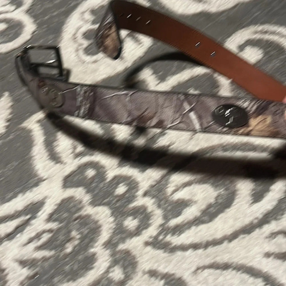 Genuine leather belt. Camoflouge. Like new. Size 36. - Picture 4 of 4